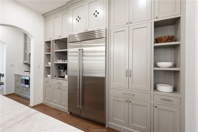 ****************LUXURY PROPERTY AUCTION: 22 JULY-5 AUGUST - photo 13