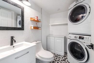 Modern, updated & spacious 3BR/2.5 Bath corner townhome in one - photo 10