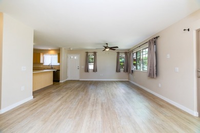 Welcome to Makana Kai at Wehilani, where comfort, convenience - photo 4