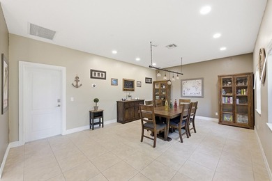 Fully furnished turnkey property conveniently located near I-95 - photo 2