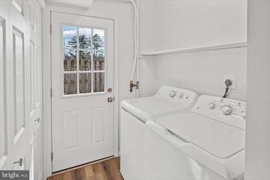 This beautifully renovated one level townhouse offers affordable - photo 11