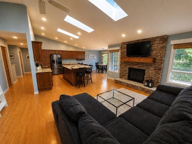 Experience the best of Gun Lake living in this stunning 3 - photo 5