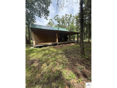 Hunter's paradise meets lake-life retreat on this incredible 51 - photo 15