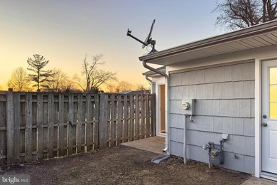 This beautifully renovated one level townhouse offers affordable - photo 19