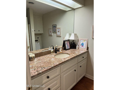 A rare find in Eastbrooke II! Spacious 3-story end unit with - photo 28