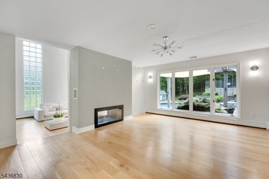 Incredible private retreat positioned on over 10 acres of land - photo 5