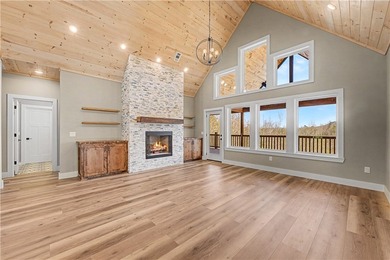 **$3,500 preferred lender credit** Discover an incredible luxury - photo 9