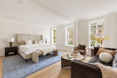 Located on a tree-lined townhouse block in the heart of Boerum - photo 8
