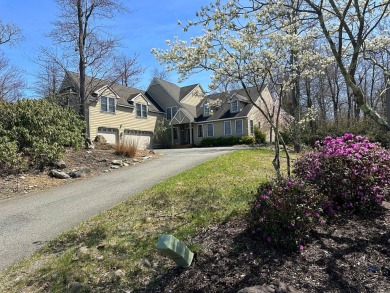 Lake Home For Sale in Pocono Pines, Pennsylvania