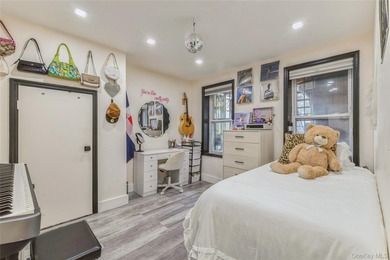 Unparalleled Quality & Elegance converge at this site. Nestled - photo 15