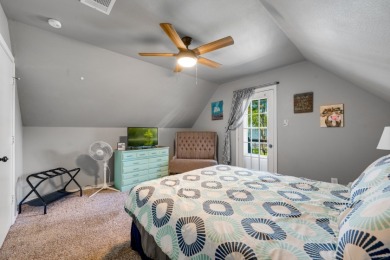 Waterfront Cottage Retreat with Guest Quarters on Lake Palestine - photo 21