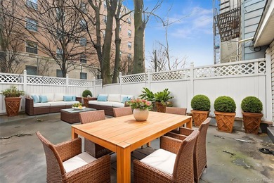 Unparalleled Quality & Elegance converge at this site. Nestled - photo 23
