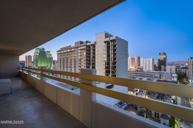 Stunning 2 Bed / 2 Bath High-Rise with Iconic City & River