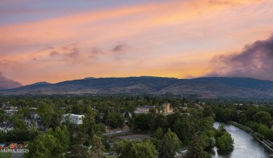 Stunning 2 Bed / 2 Bath High-Rise with Iconic City & River