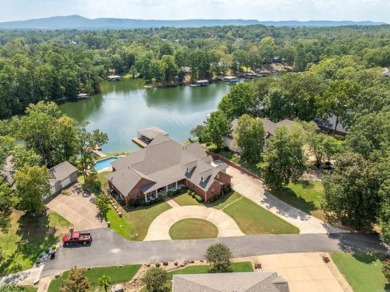 Lake Hamilton Home For Sale in Hot Springs Arkansas