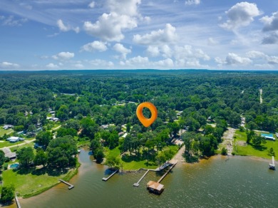 Waterfront Cottage Retreat with Guest Quarters on Lake Palestine - photo 46
