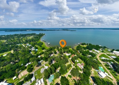 Waterfront Cottage Retreat with Guest Quarters on Lake Palestine - photo 45