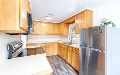 Location, location, location! Just 5.7 miles from Keaton Beach - photo 4