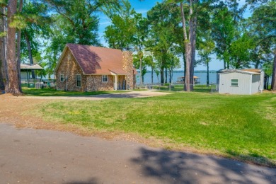 Waterfront Cottage Retreat with Guest Quarters on Lake Palestine - photo 2