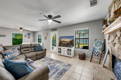 Waterfront Cottage Retreat with Guest Quarters on Lake Palestine - photo 7