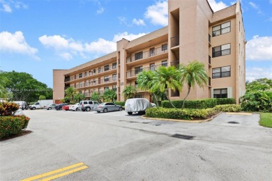 (private lake, pond, creek) Condo For Sale in Sunrise Florida