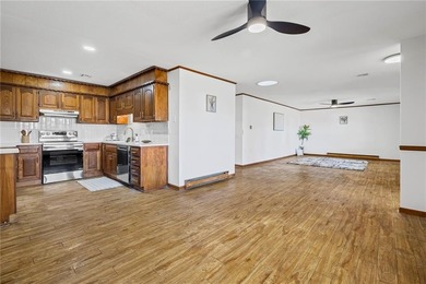 Welcome to Pickering Place - maintenance-provided, one-level