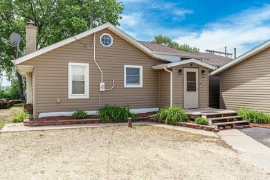This exceptional 2,007 square foot ranch offers riverfront - photo 13