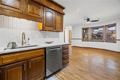 Welcome to Pickering Place - maintenance-provided, one-level