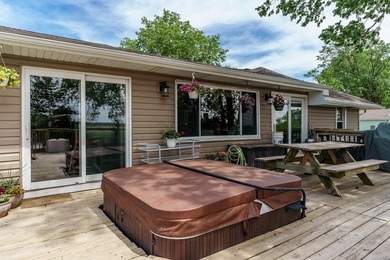 This exceptional 2,007 square foot ranch offers riverfront - photo 27