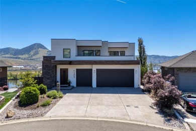 Lake Home For Sale in Kamloops, 