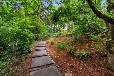 Tucked away on a quiet cul-de-sac in Wilsonville, this - photo 41