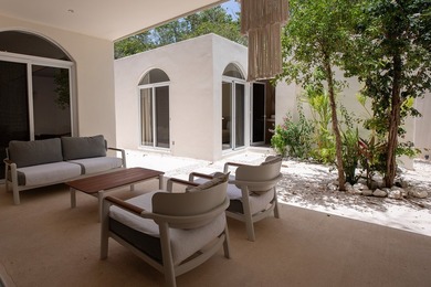 Casa VIda Listing Discript

Casa Vida | 6-Bedroom Luxury - photo 50