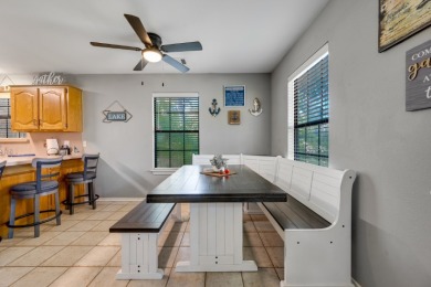 Waterfront Cottage Retreat with Guest Quarters on Lake Palestine - photo 16