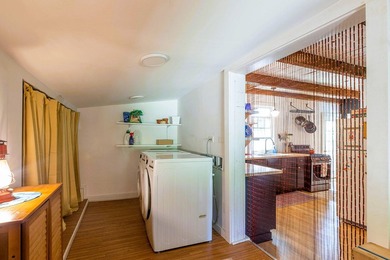 Humming with happiness, this year-round cottage-style home - photo 11