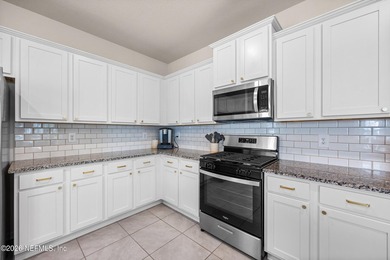 Opportunities like this are rare. This residence features the - photo 13