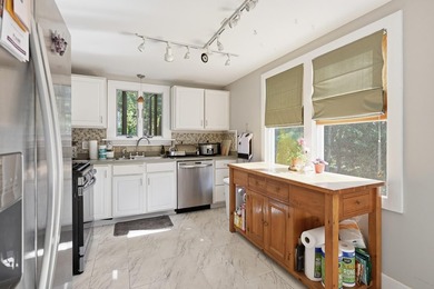 Deeded Sandy Beach Rights on Follins Pond With Direct Access To - photo 15