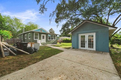 Welcome to 1101 E Baars St, a stunning fully renovated 3 bedroom - photo 23