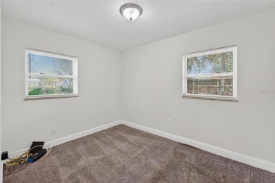 Welcome to Woodlawn Terrace. This 3-bedroom, 1.5-bathroom home - photo 25