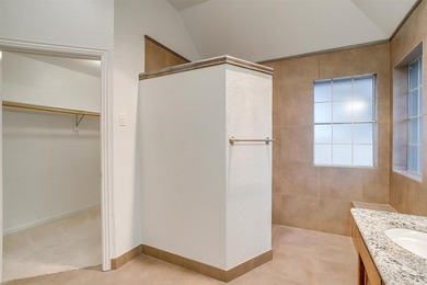 Elegant, landscaped and impeccably maintained Garden Home ready - photo 33