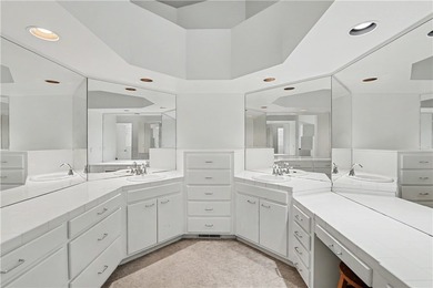 If you're searching for a home with distinctive character - photo 34