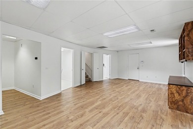 If you're searching for a home with distinctive character - photo 38