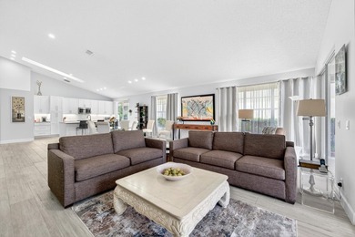 Welcome to Eastpointe Country Club. This large family home sits - photo 7