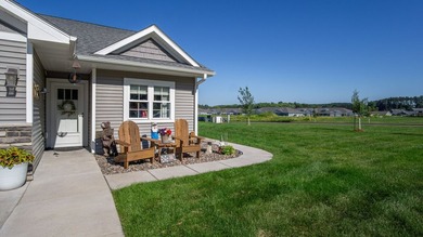 Enjoy easy, low-maintenance living in this nearly new twin home - photo 11