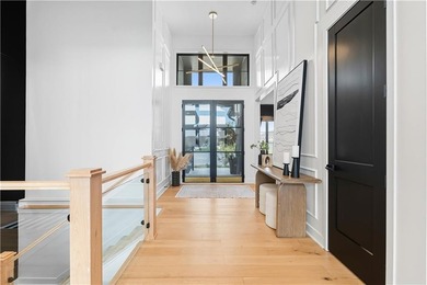 An Architectural Masterpiece in Chapel Hill / Unparalleled - photo 3