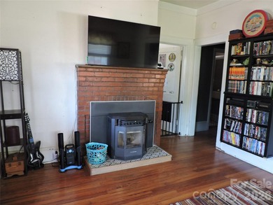 ** REDUCED TO SELL! A MUST SEE! Charming Craftsman Home with - photo 14