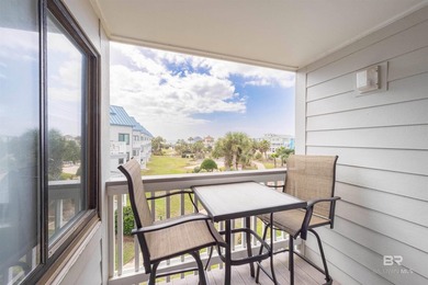 Welcome to your cozy beachfront loft retreat with beautiful - photo 15