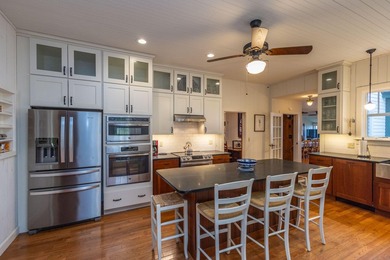 Perched above the shores of Penobscot Bay in Northport, this - photo 17