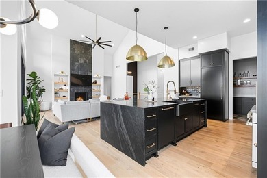 An Architectural Masterpiece in Chapel Hill / Unparalleled - photo 8