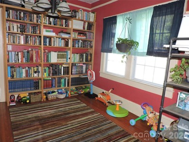 ** REDUCED TO SELL! A MUST SEE! Charming Craftsman Home with - photo 19