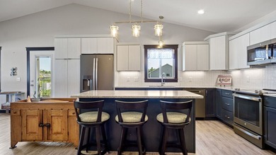 Enjoy easy, low-maintenance living in this nearly new twin home - photo 20